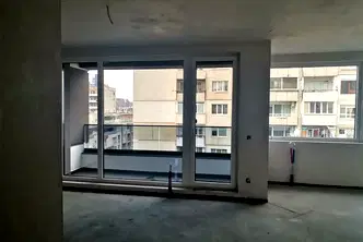Едностаен апартамент в Мусагеница с тераса и асансьор