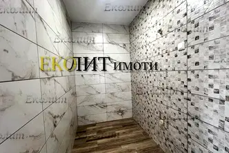 Двустаен апартамент с тераса в Надежда 1, София