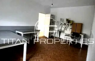Тристаен апартамент с три балкона в Надежда 2, София