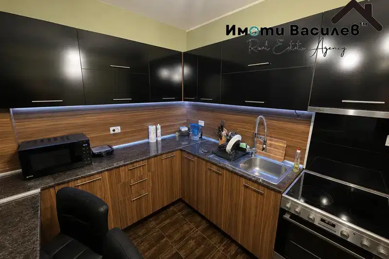 3-bedroom apartment in Sofiya, Nadejda 2