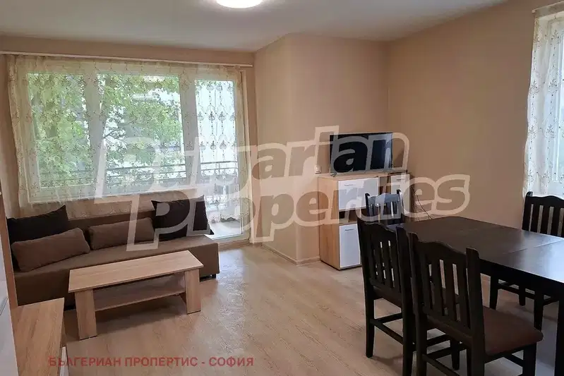 3-bedroom apartment in Sofiya, Nadejda 4