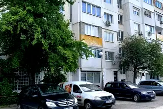 Тристаен апартамент с 3 тераси в Обеля 1, София