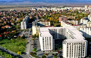 Тристаен апартамент с панорамна тераса в Обеля, София