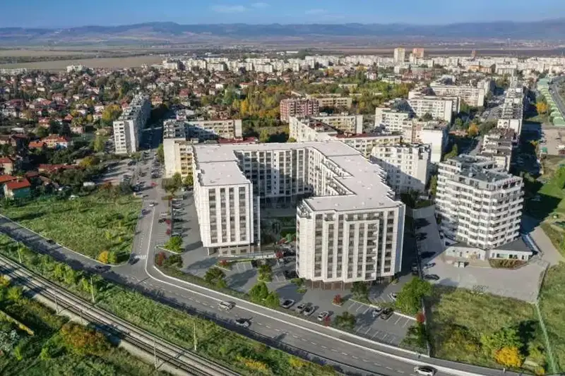 Двустаен апартамент с тераса в Обеля 2, София