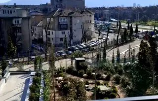 Тристаен апартамент с паркомясто в Оборище, София