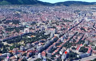 Просторен 3-стаен апартамент в Оборище с два балкона