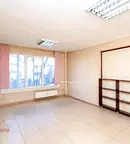 Тристаен апартамент с тераса в Оборище, София