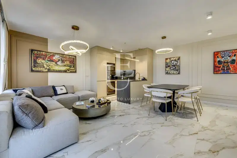 3-bedroom apartment in Sofiya, Oborishte