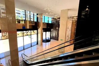Луксозен 3-стаен апартамент с паркомясто в Оборище