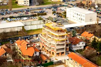 Тристаен апартамент в Овча купел с тераса и добра локация