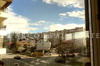 Тристаен апартамент с тераса в Овча купел 1, София