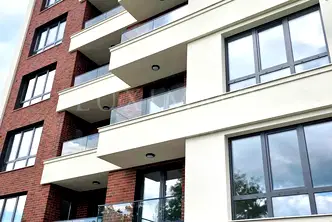Тристаен апартамент с тераса в Овча купел 1, София