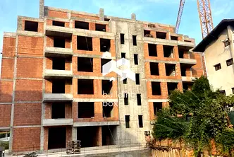 Четиристаен апартамент в Овча купел 1 с тераса