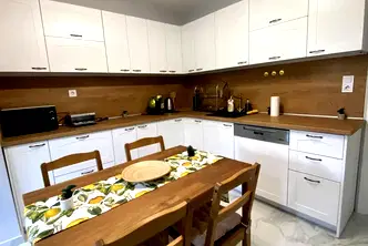 Тристаен апартамент с 96 кв.м в Овча купел 1, след ремонт