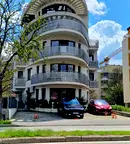 Двустаен апартамент с двор в Овча купел, София