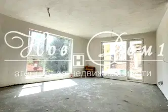 Тристаен апартамент с тераса в Овча купел, София