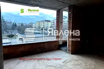 Тристаен апартамент с две тераси в Овча купел, София