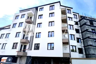 Тристаен апартамент с тераса в Овча купел, София