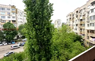 Двустаен апартамент в Овча купел 2 с южно изложение