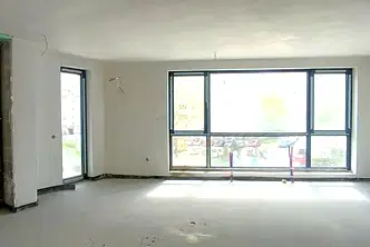Тристаен апартамент с южно изложение в Овча купел 2, София