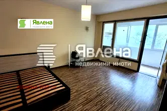 Двустаен апартамент в Полигона с югоизточно изложение
