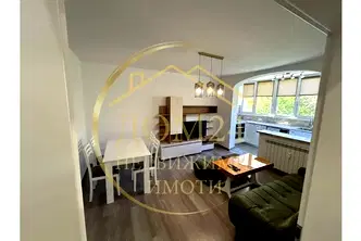 Двустаен апартамент с южно изложение в Полигона, София