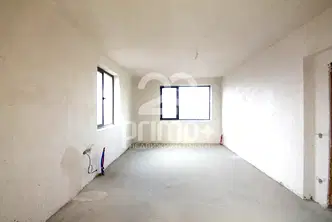 Многостаен апартамент в София, Полигона