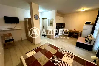 Едностаен апартамент с тераса в Полигона, София