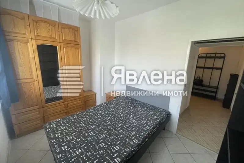 Двустаен апартамент в София, Разсадника