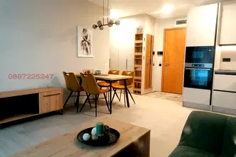Двустаен апартамент с голяма тераса в Разсадника, София