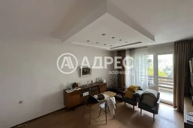 3-bedroom apartment in Sofiya, Reduta