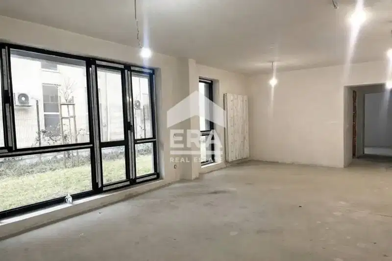 3-bedroom apartment in Sofiya, Reduta