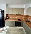 Тристаен апартамент на първи етаж в Редута, София с тераса