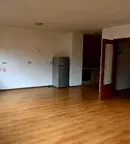 Просторен 3-стаен апартамент в Редута с тераса