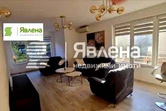 Тристаен апартамент в София, Редута