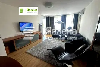 Просторен 3-стаен апартамент с две тераси в Редута, София