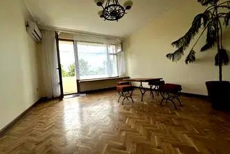 Тристаен апартамент с две тераси в кв. Редута, София