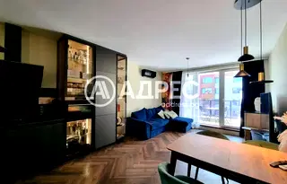 Тристаен апартамент в София, Сердика