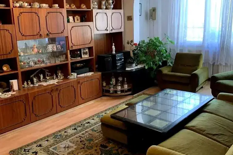 3-bedroom apartment in Sofiya, Serdika