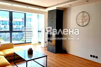 Тристаен апартамент с голяма тераса в Симеоново, София