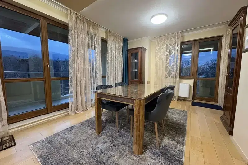 3-bedroom apartment in Sofiya, Simeonovo
