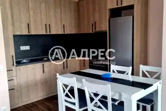 Тристаен апартамент в София, Симеоново