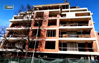 Тристаен апартамент с паркомясто в Слатина, София