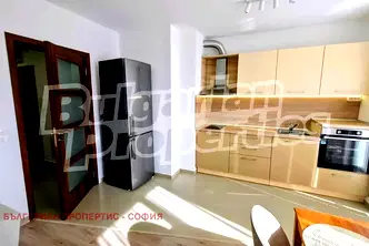 Двустаен апартамент с две тераси в Слатина, София