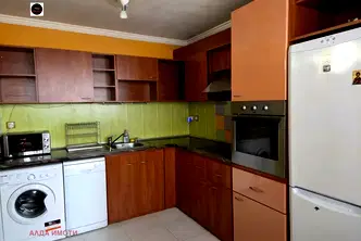 Двустаен апартамент в Слатина с асансьор и контрол на достъпа
