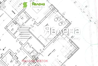 Тристаен апартамент с двор в Славия, София