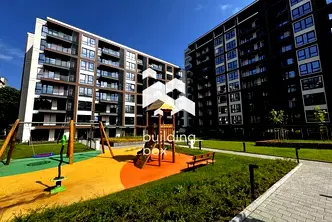 Тристаен апартамент в Славия с тераса в затворен комплекс