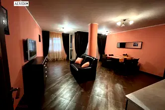 Тристаен апартамент в София, Център