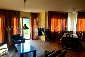Тристаен апартамент в София, Витоша