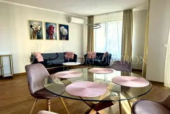 Просторен 3-стаен апартамент в Стрелбище с тераси